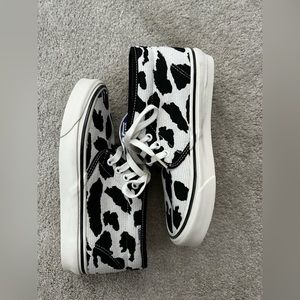 NWT VANS Chukka 49 Dx Anaheim Factory Cow Print Corduroy Women’s Shoe Size 7.5